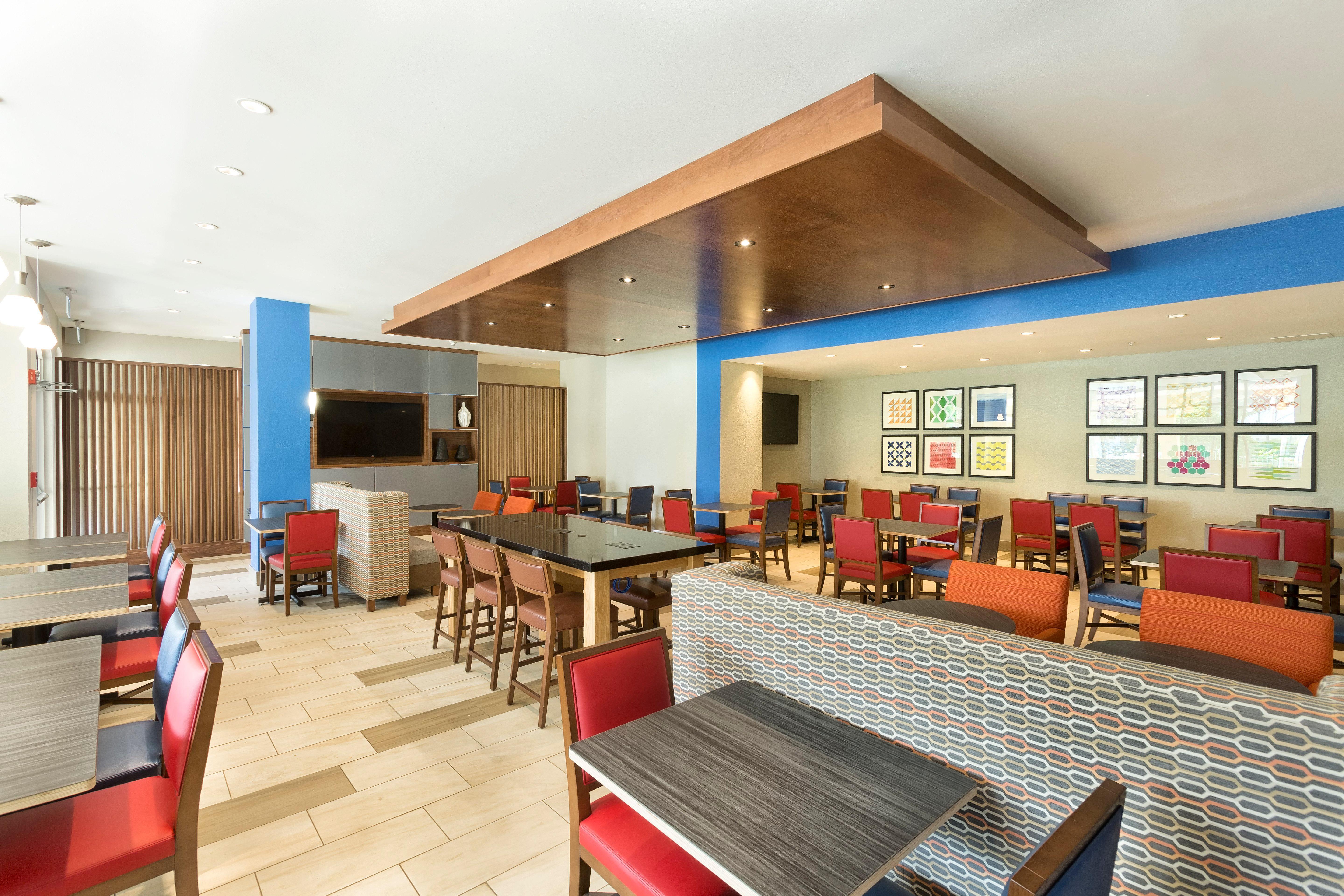 Express & S Buena Vista By Ihg Hotel Kissimmee