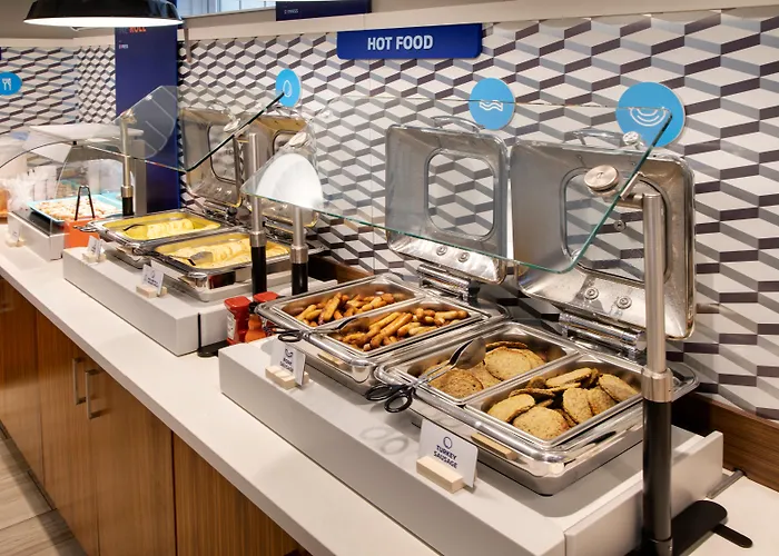 Holiday Inn Express & Suites S Lake Buena Vista By Ihg